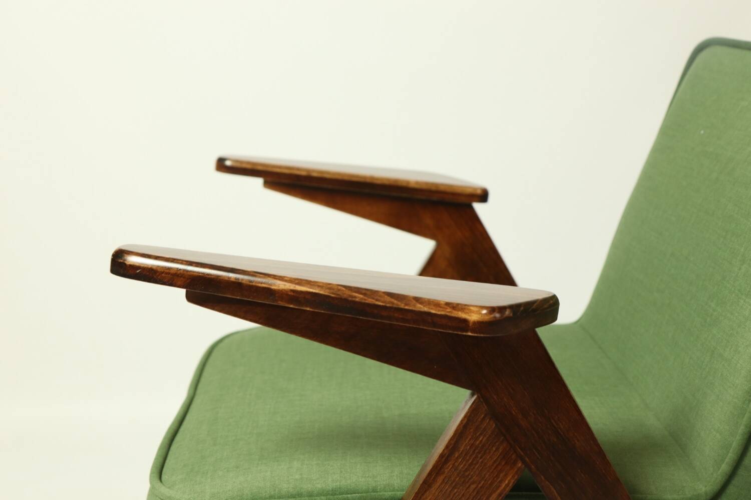 Paire de fauteuils vintage royale vert velvet Chierowski design