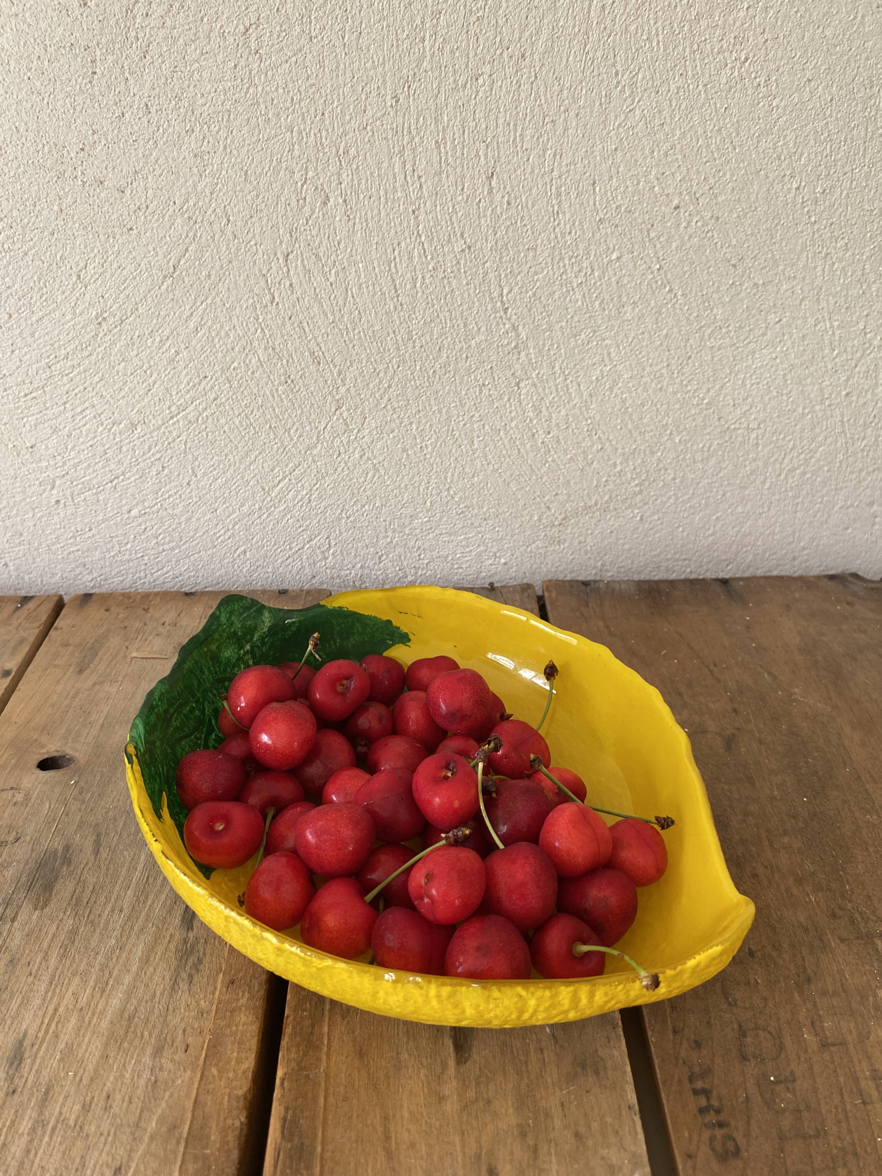 Painted glass dish “le citron”