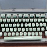 HERMES Ambassador typewriter