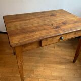 Farm table