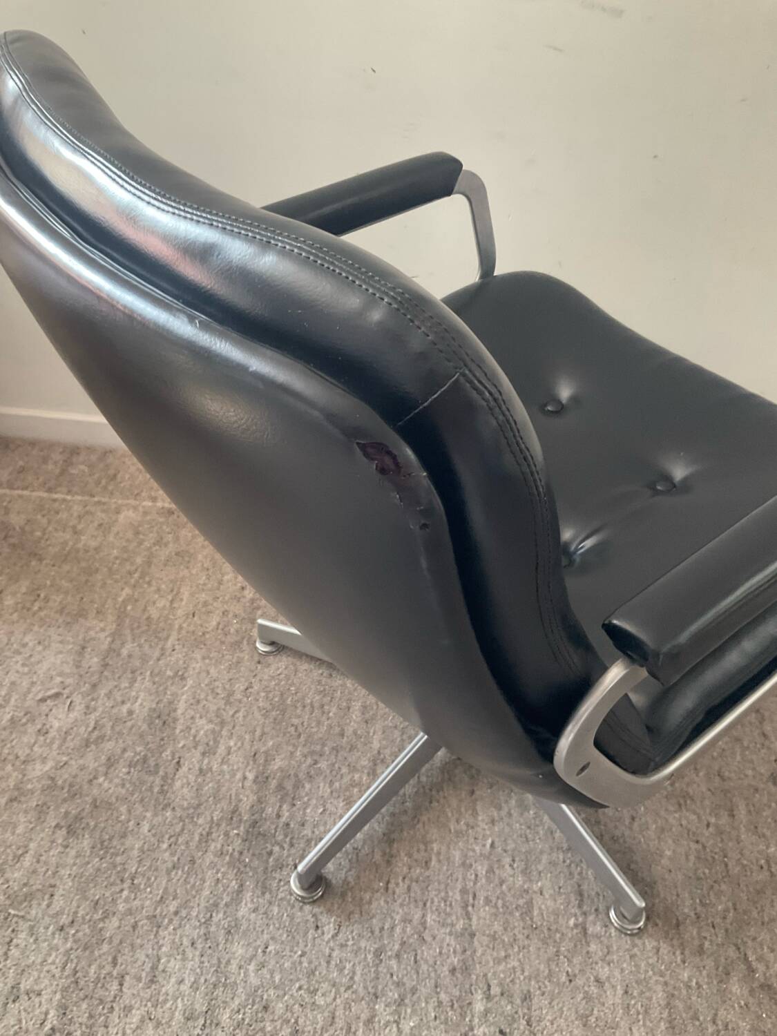 Artifort armchair by Geoffrey Harcourt from the 60s-70s