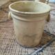 Pot to confit in earth