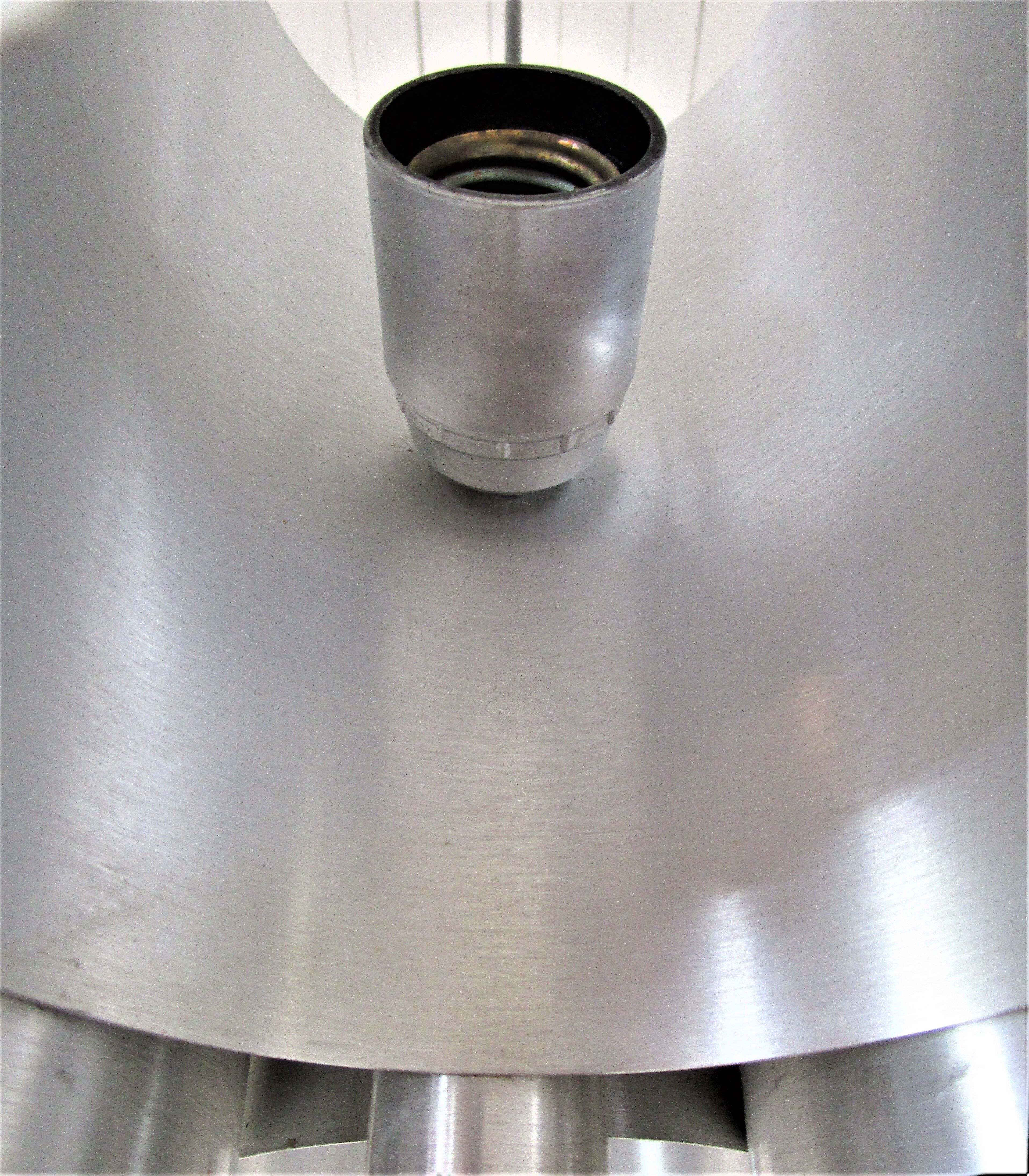 Lustre space age brushed aluminum 70s