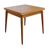 Expandable vintage table