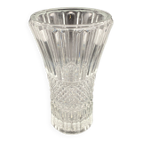 Medium-sized worked glass vase