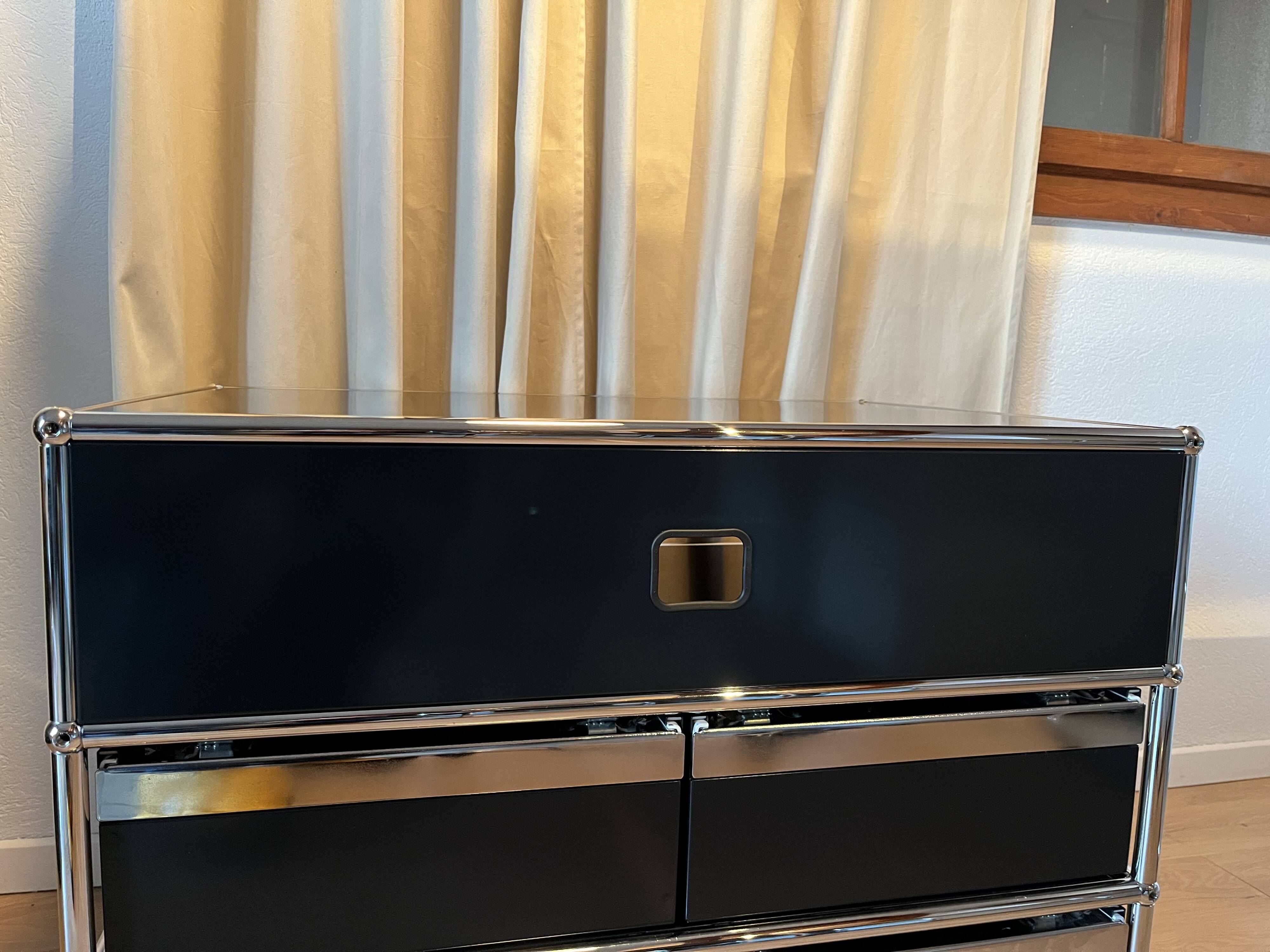 Commode à tiroirs / Meuble TV USM Haller Noir Graphite | Selency