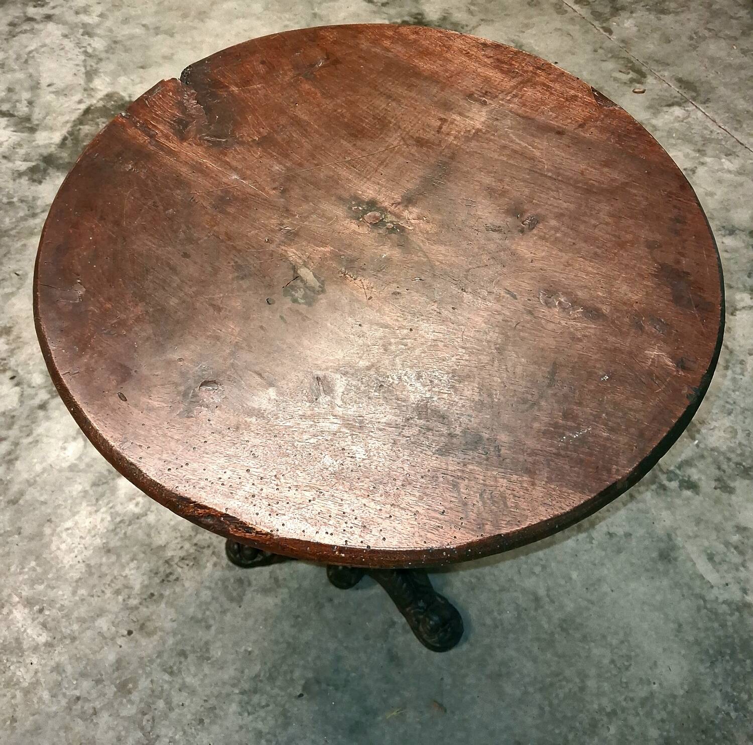 Authentic bistro guéridon table