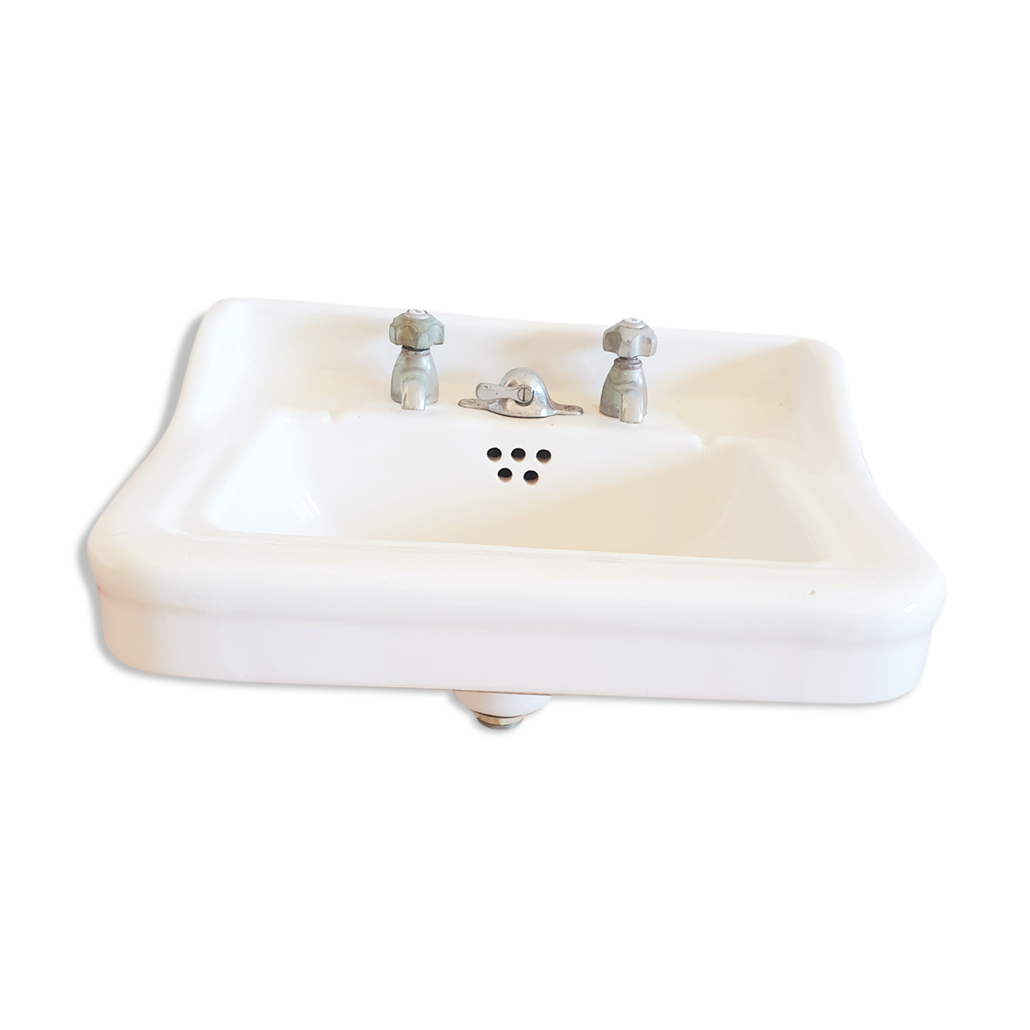 Beautiful old sink from the 20s/30s