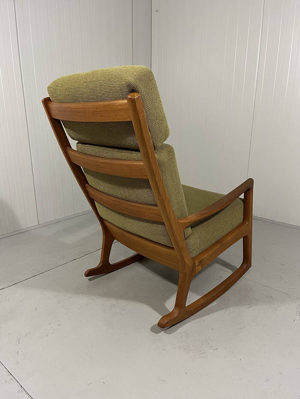 Ole Wanscher high back rocking chair Senator 1960’s