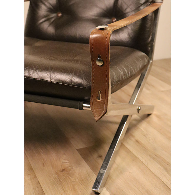 Pair of leather and chrome metal armchairs 1970