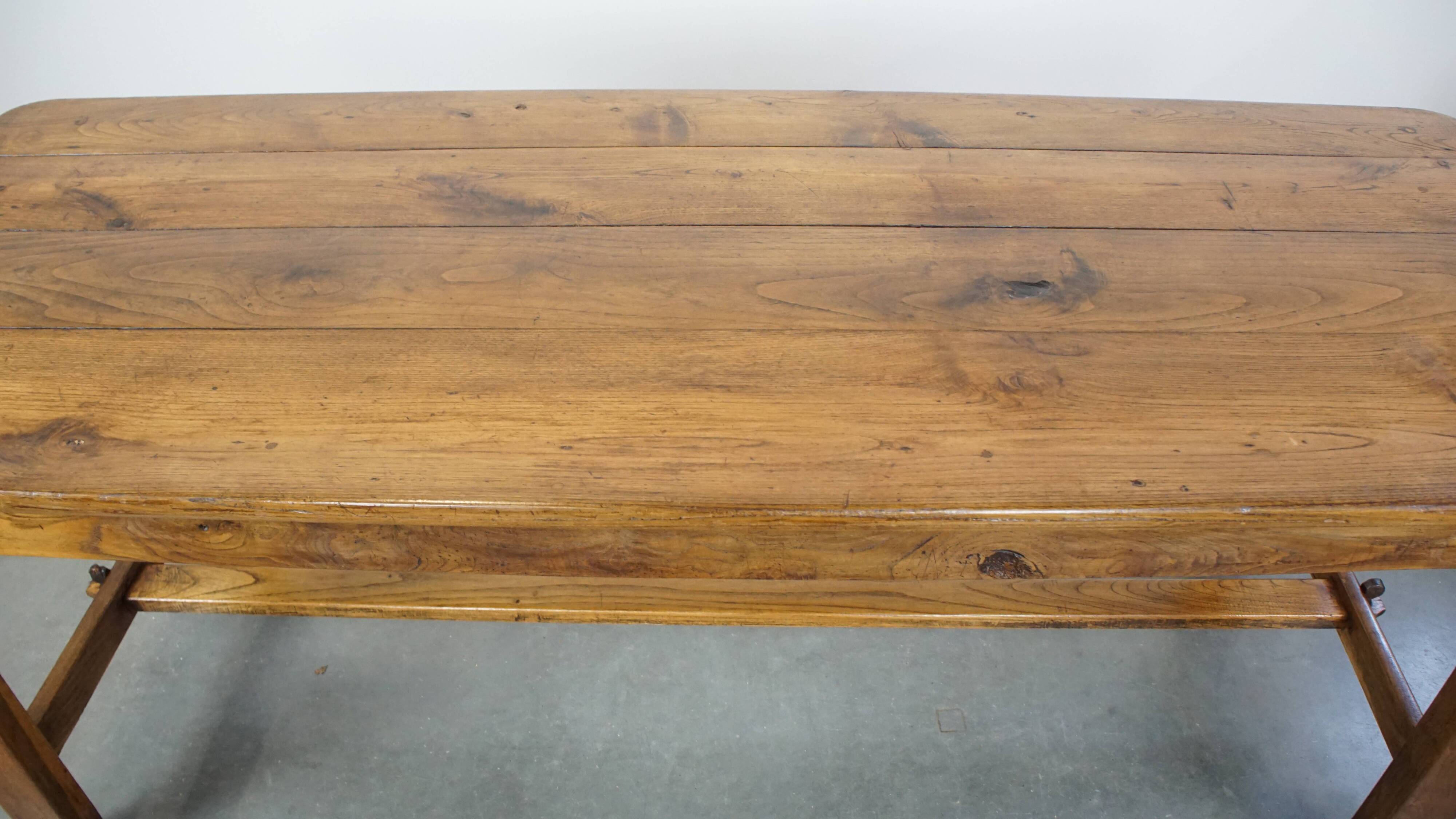 18th-Century Antique Dining Table in Oak with 2 Drawers