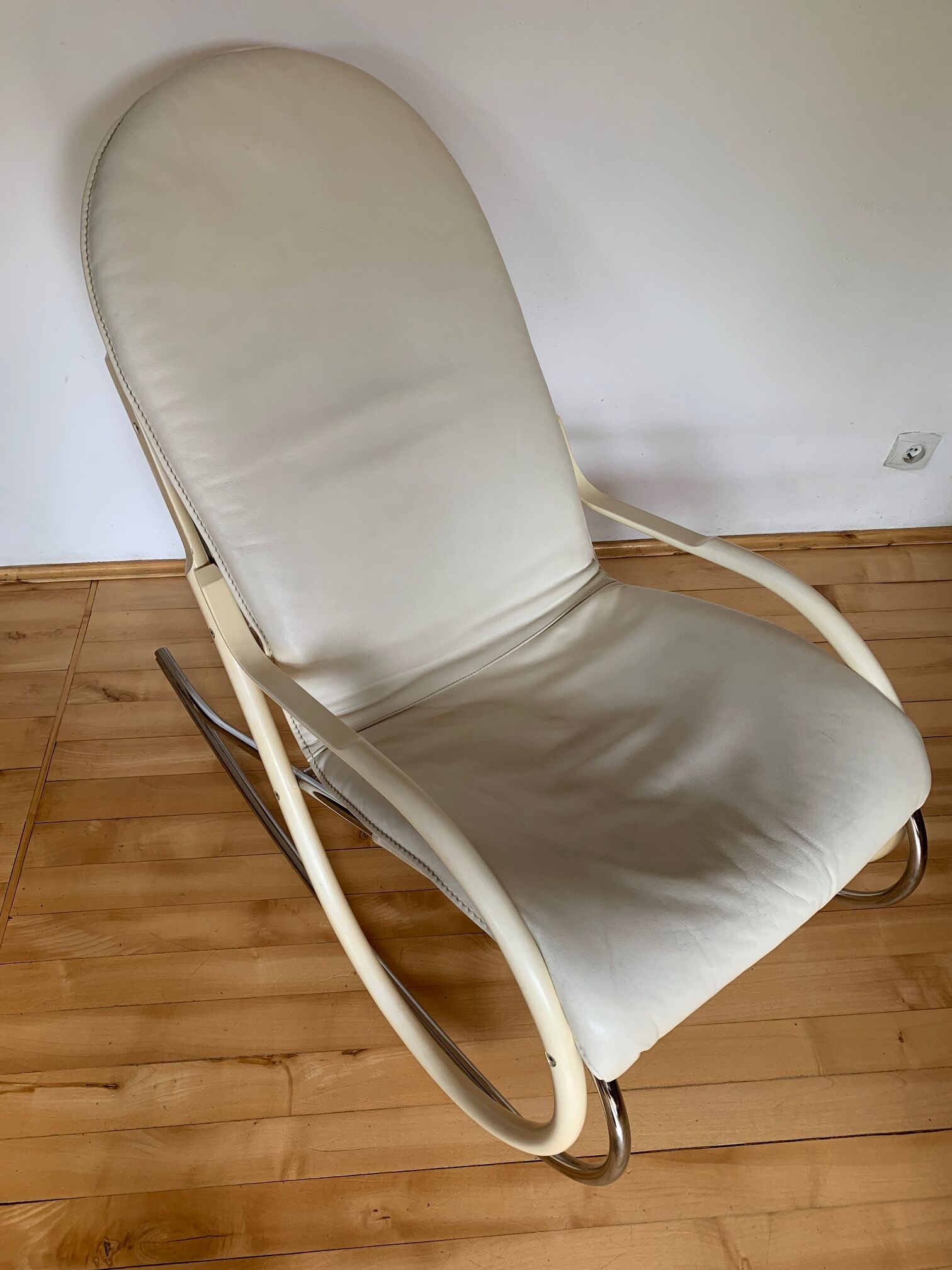 Vintage Swiss rocking chair by Paul Tuttle for Strässle, 1970s