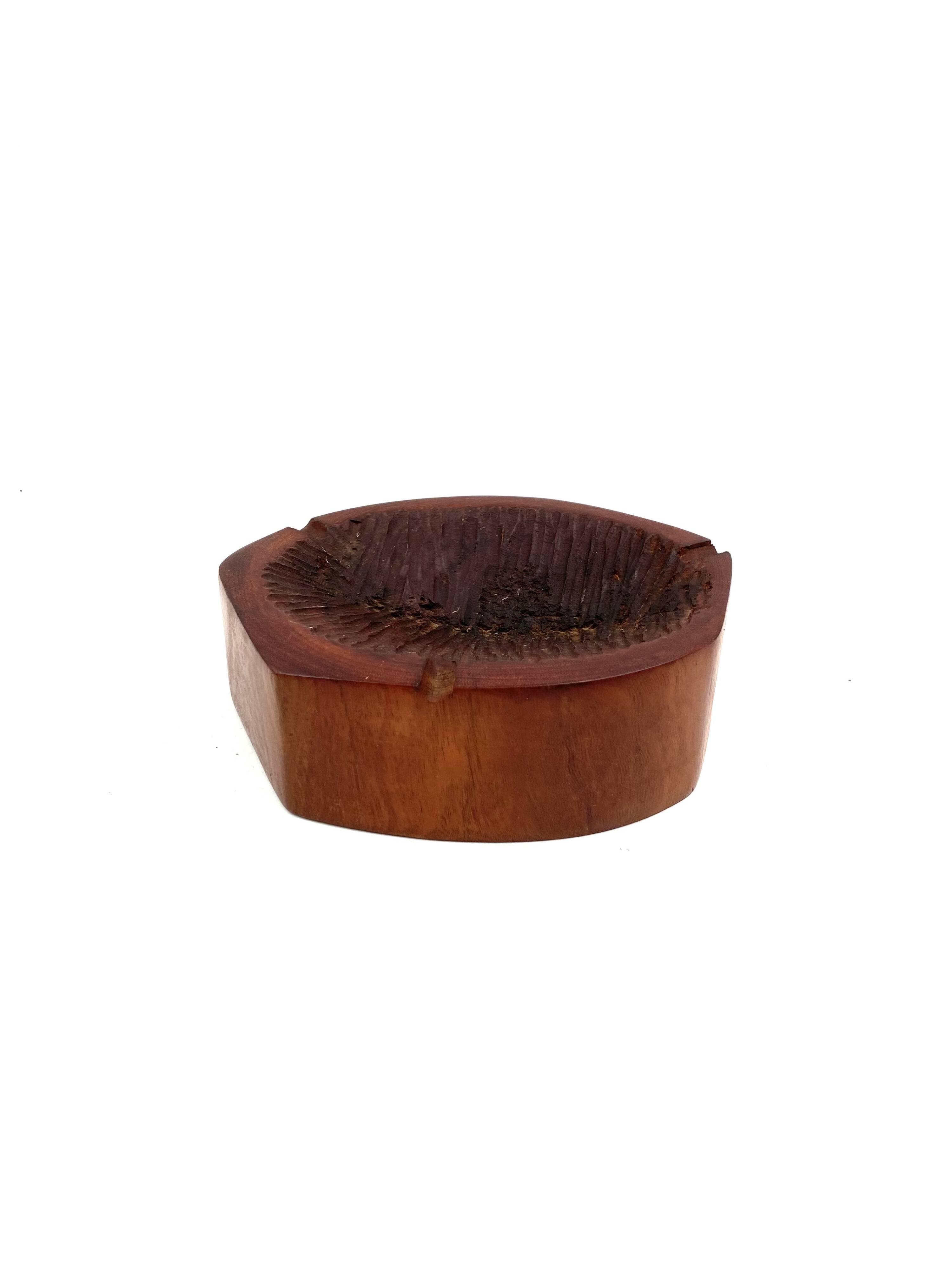 Organic modern set of 2 wood ashtrays, France 1970s