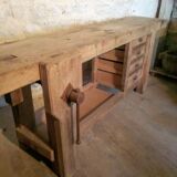 Established primitive console