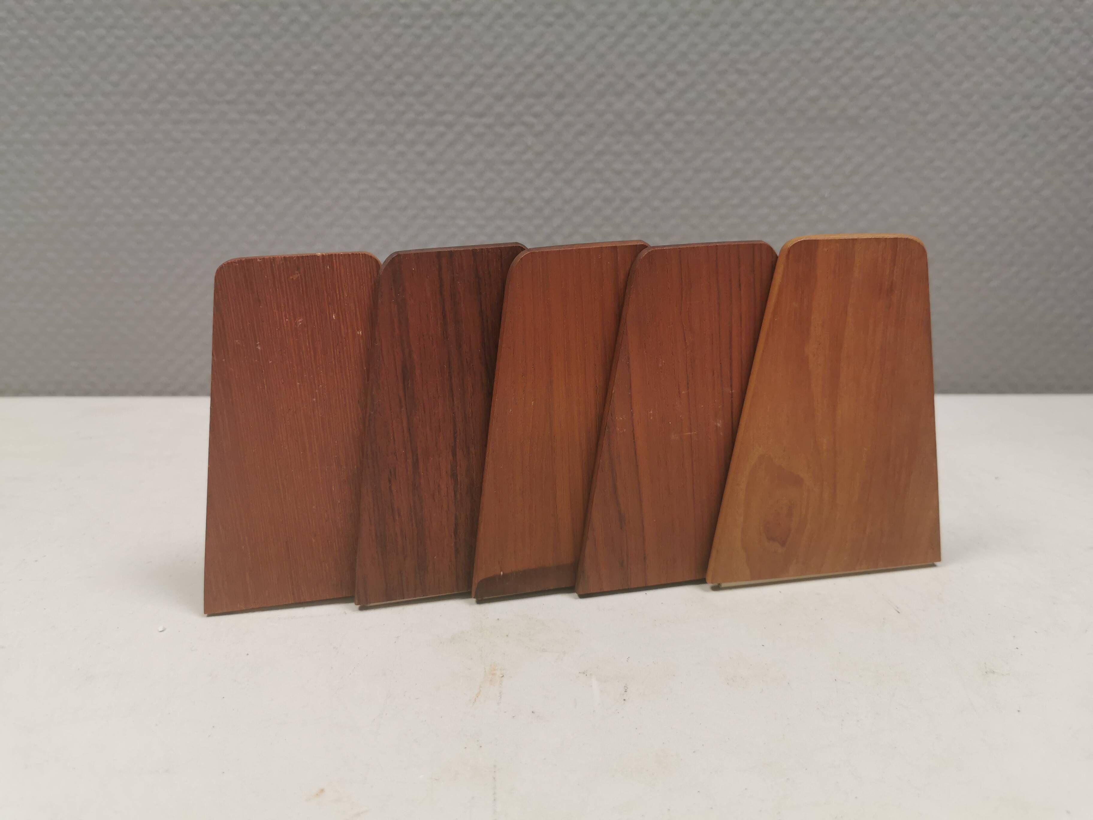 5 vintage bookends from the 1960s, teak with metal feet by Kai Kristiansen