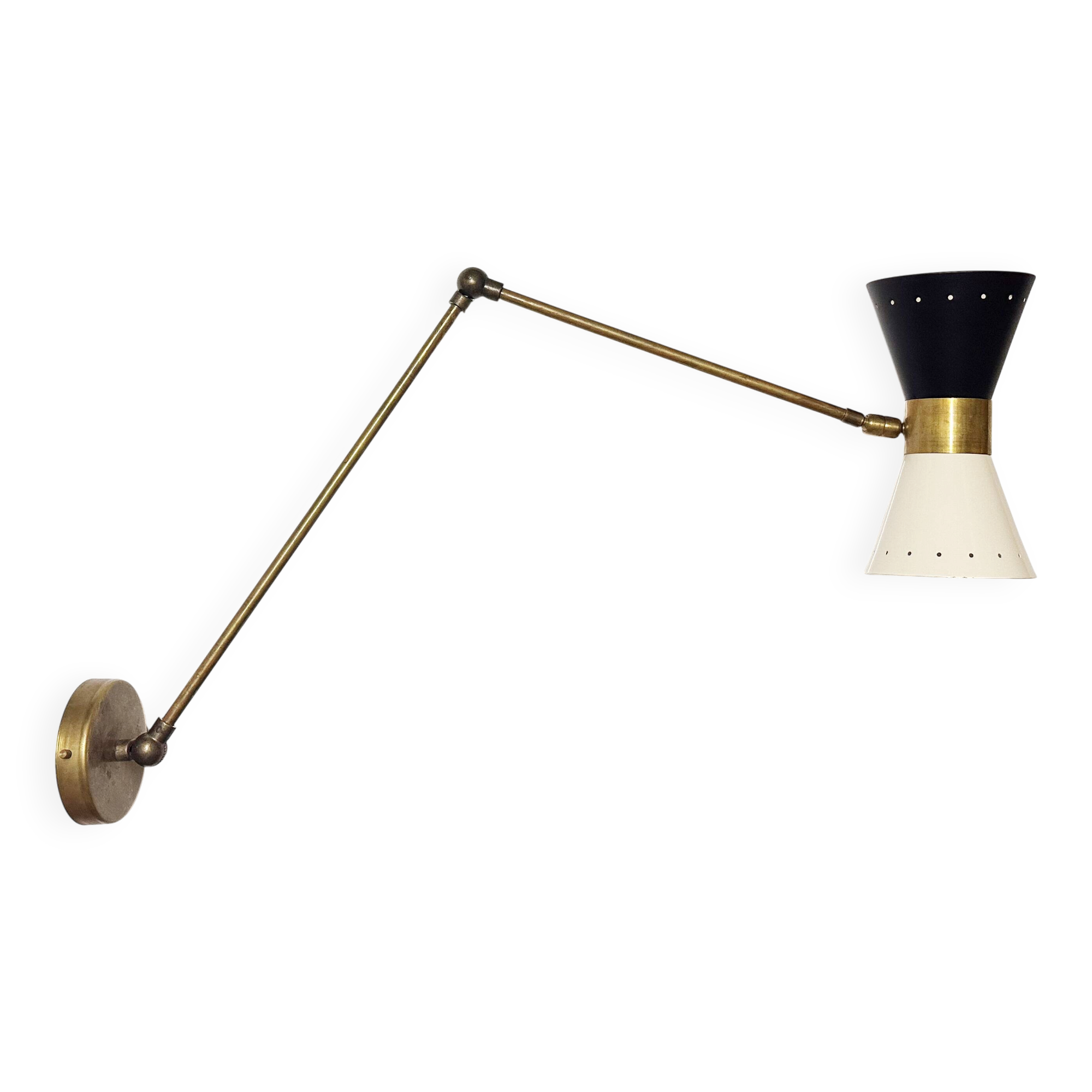 Articulated brass and lacquered iron wall light, 1950s design.
