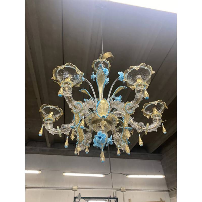 Contemporary Venetian Transparent-Gold Murano Style Glass Chandelier With Leaves and Turquoise Flowe
