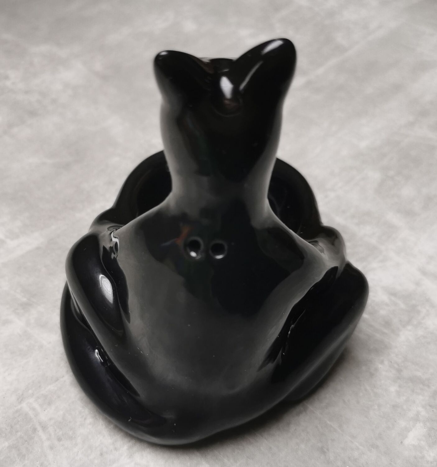 Pepper shaker kangaroo ceramic
