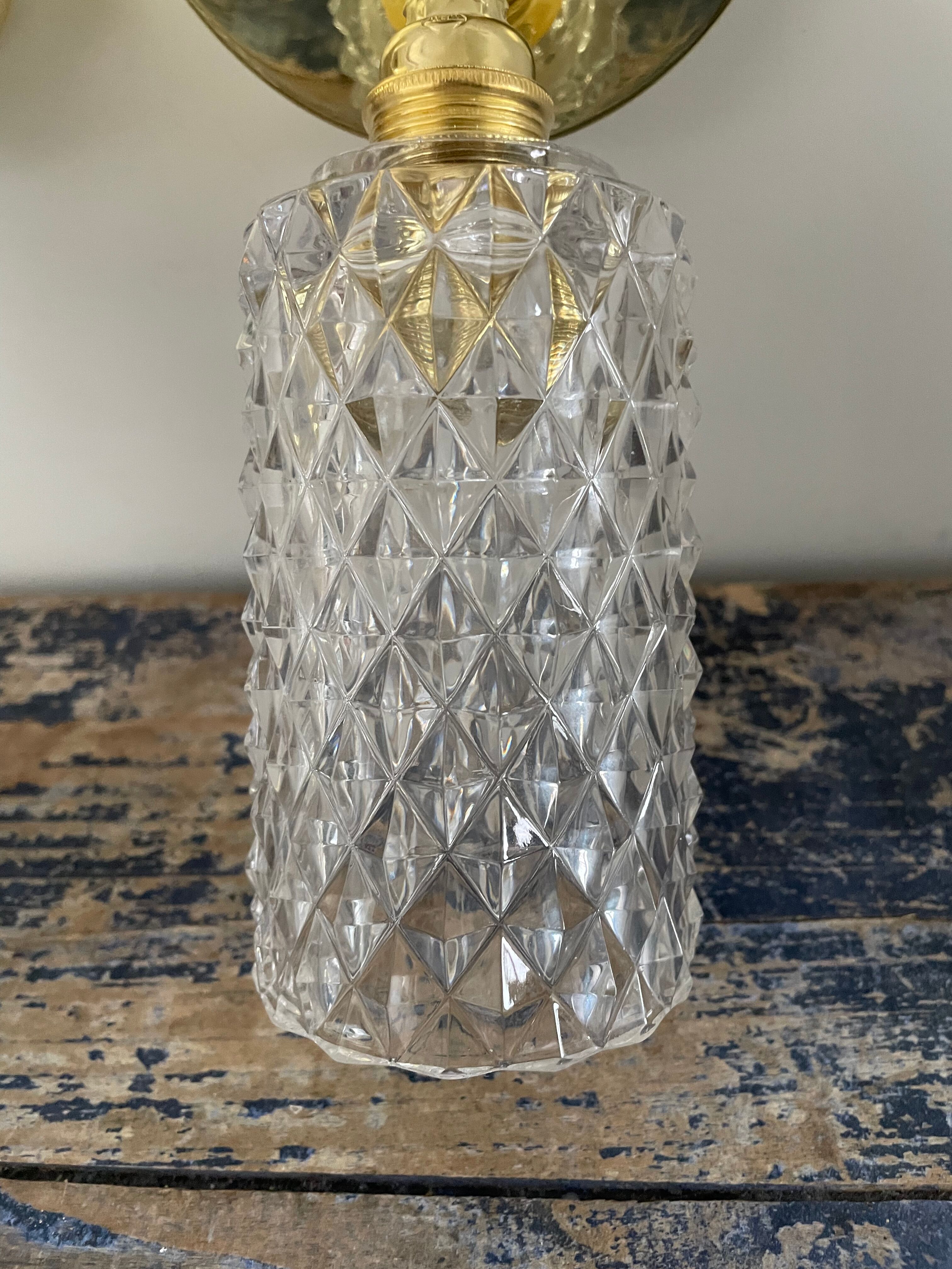 Paire d’appliques vintage en verre ciselé