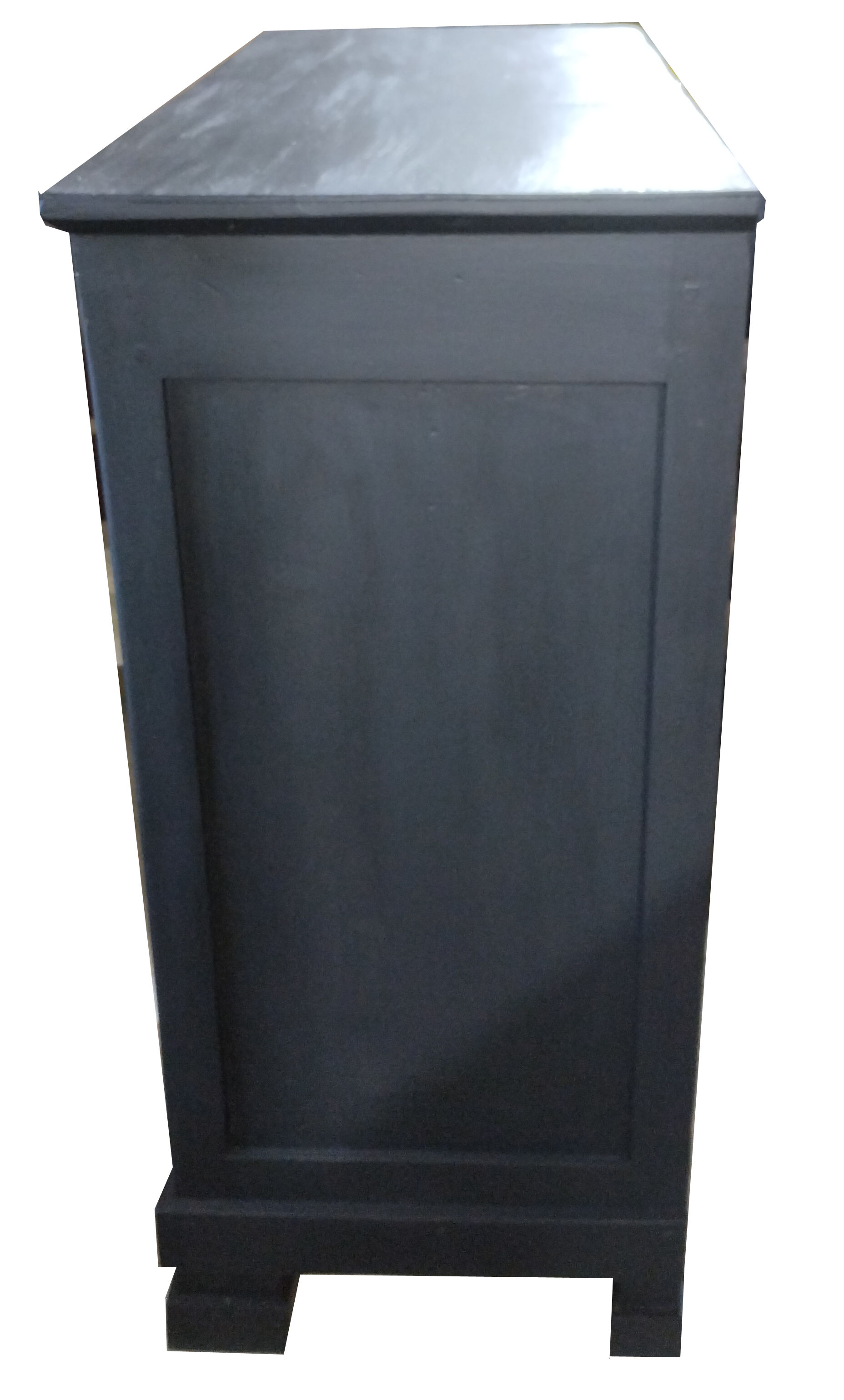 Low buffet two doors