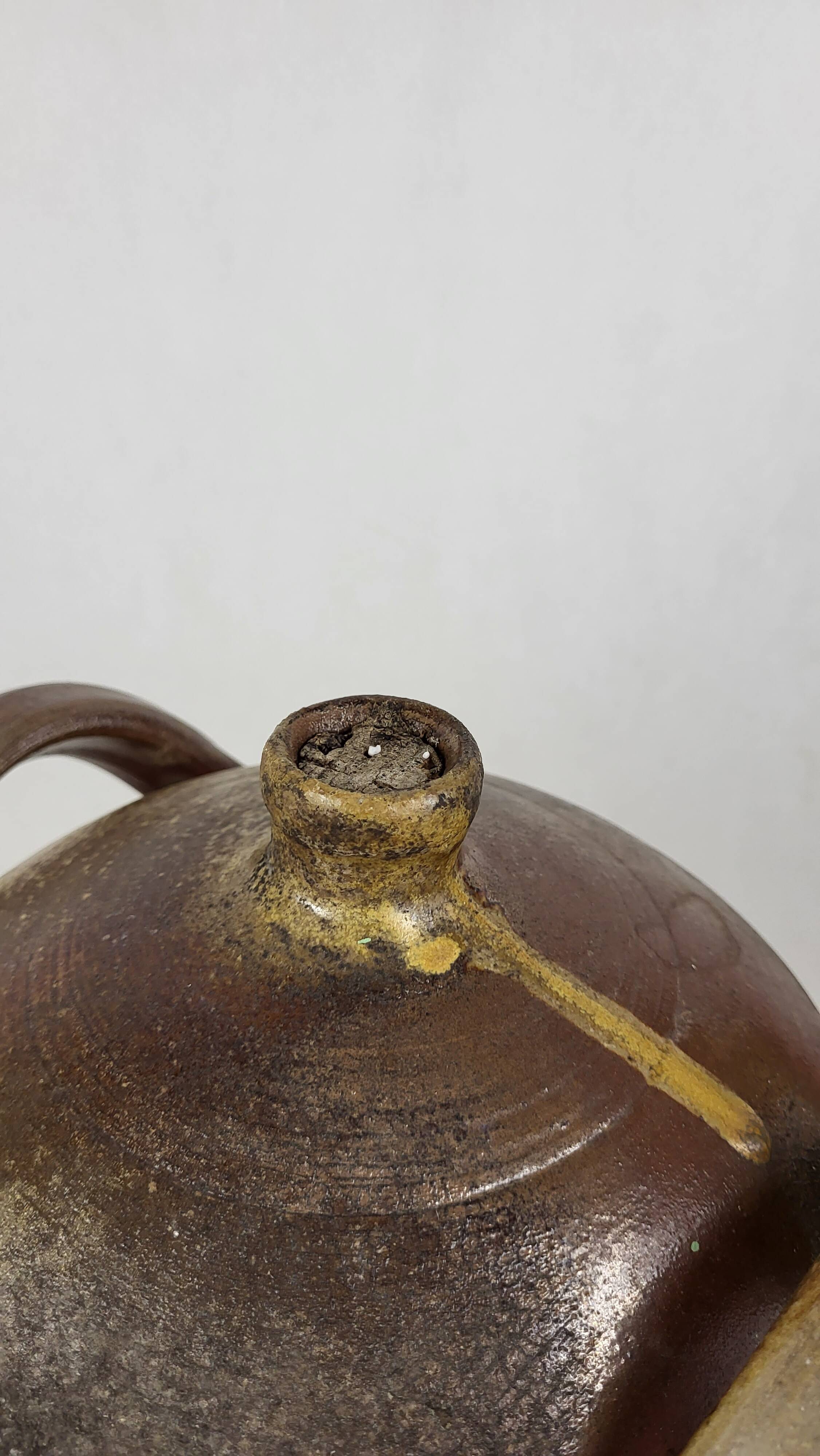 Toule Jarre bottle in Puisaye sandstone 19th century