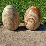 Retro marbled egg bookends 💐