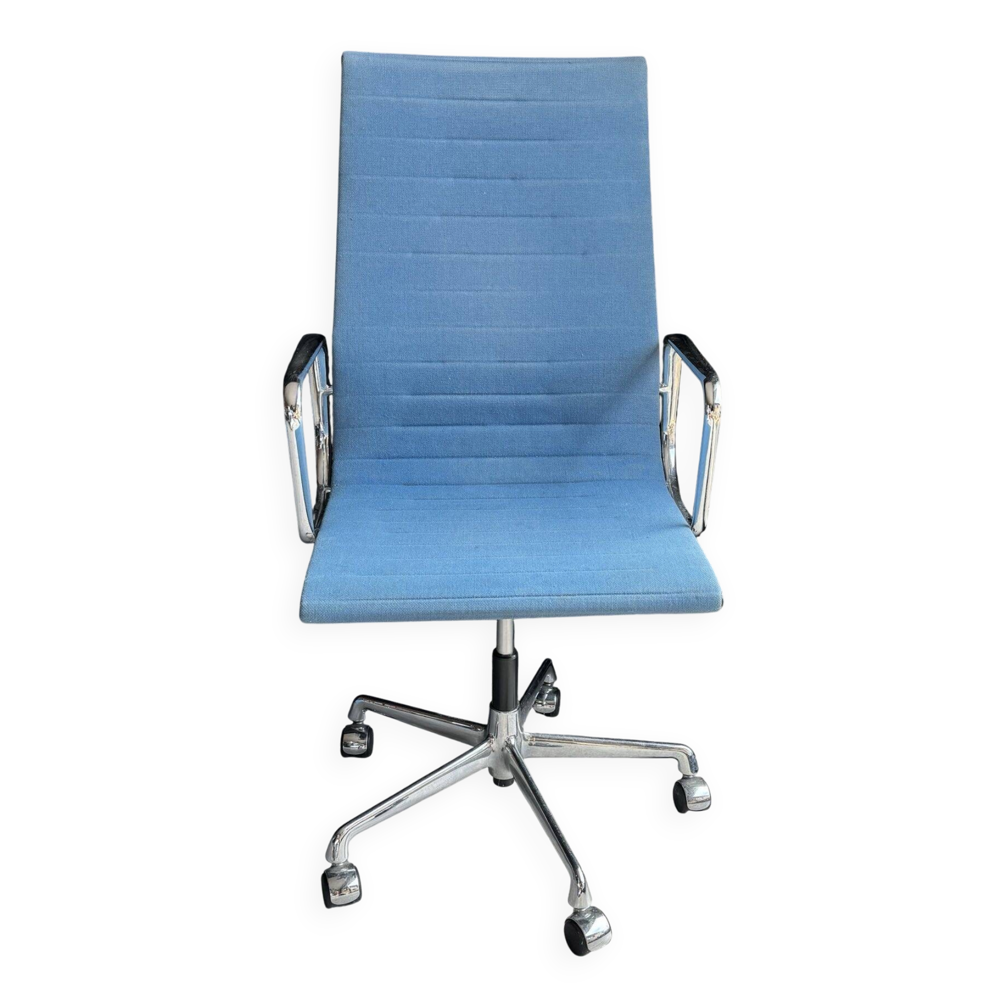 EA 119 Office Chair Charles Eames VITRA