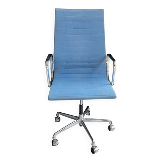 EA 119 Office Chair Charles Eames VITRA
