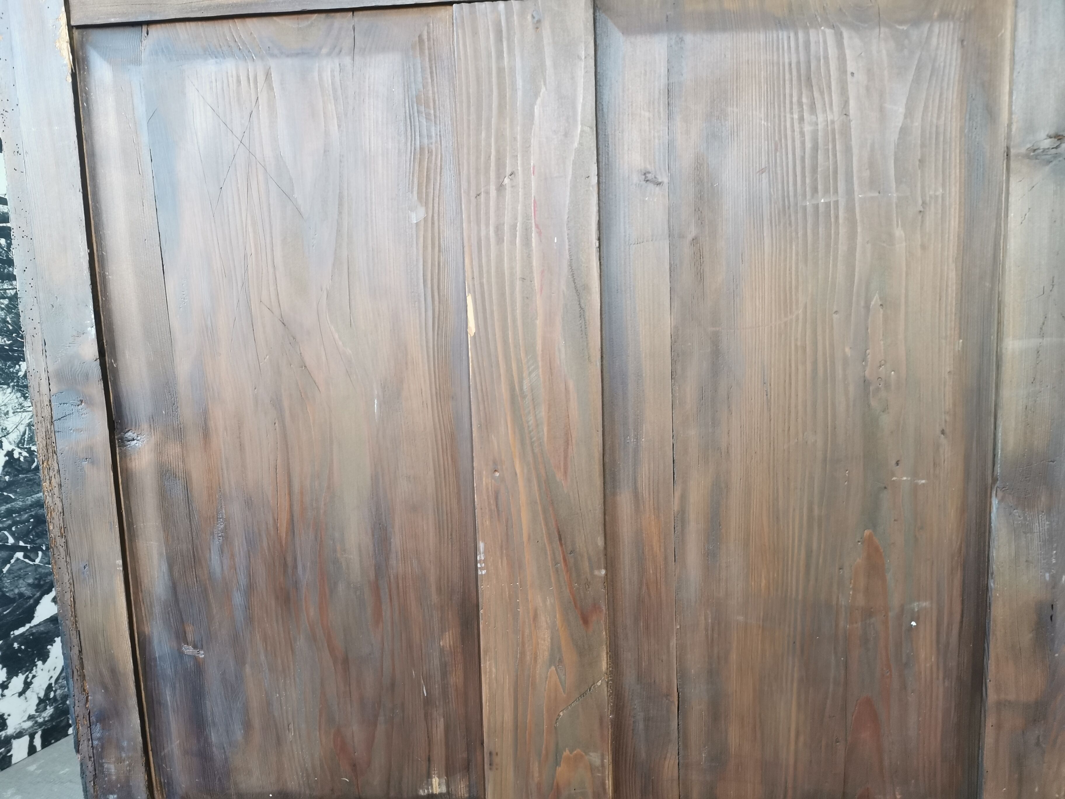 Library, wooden showcase