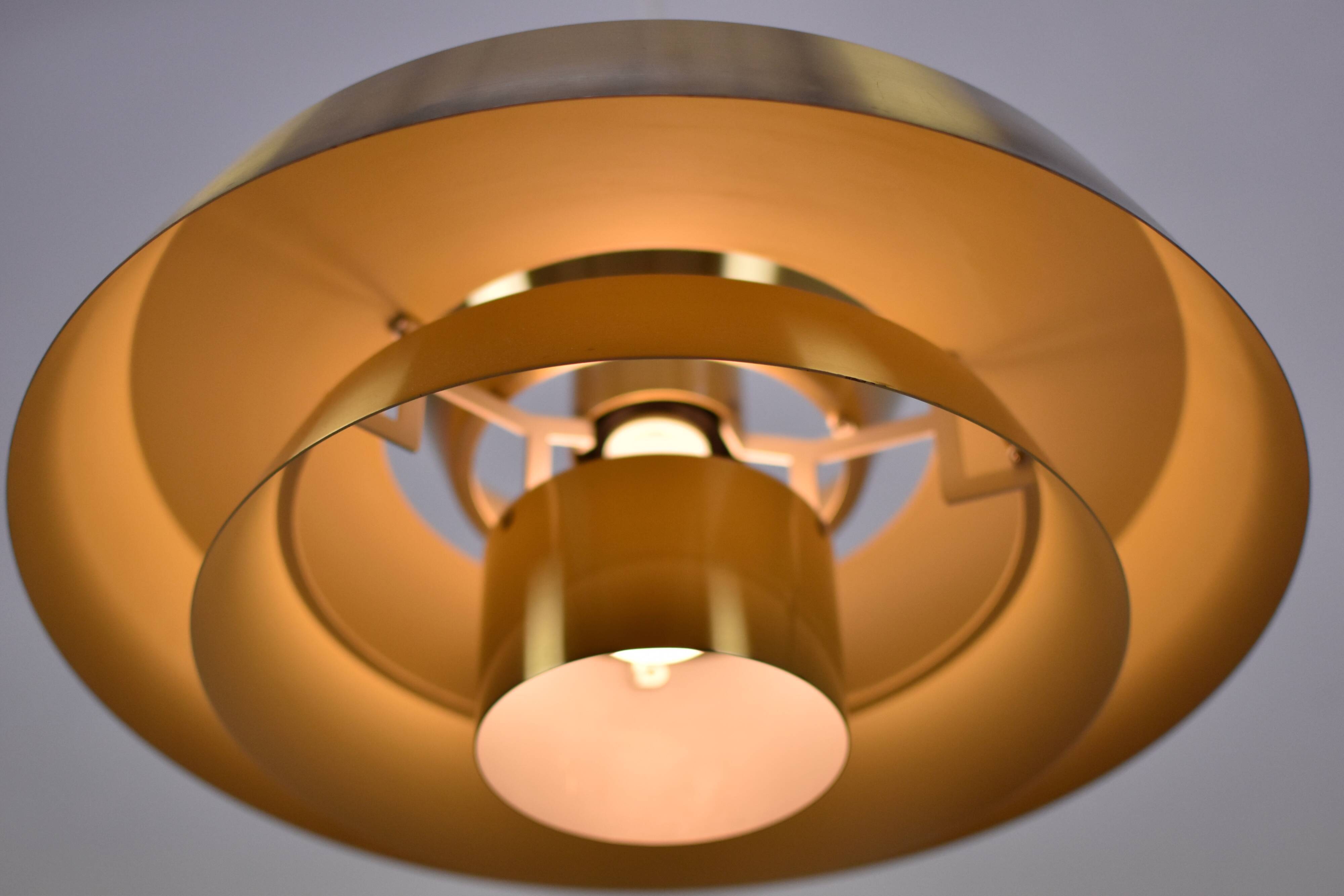 Suspension « Nova » Jo Hammerborg de Fog et Mørup Danemark 1960