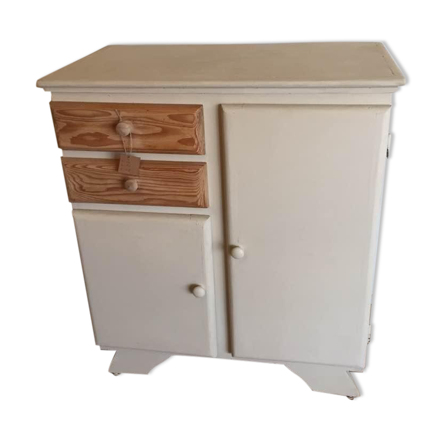 Restyled Mado buffet