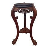 Pedestal table