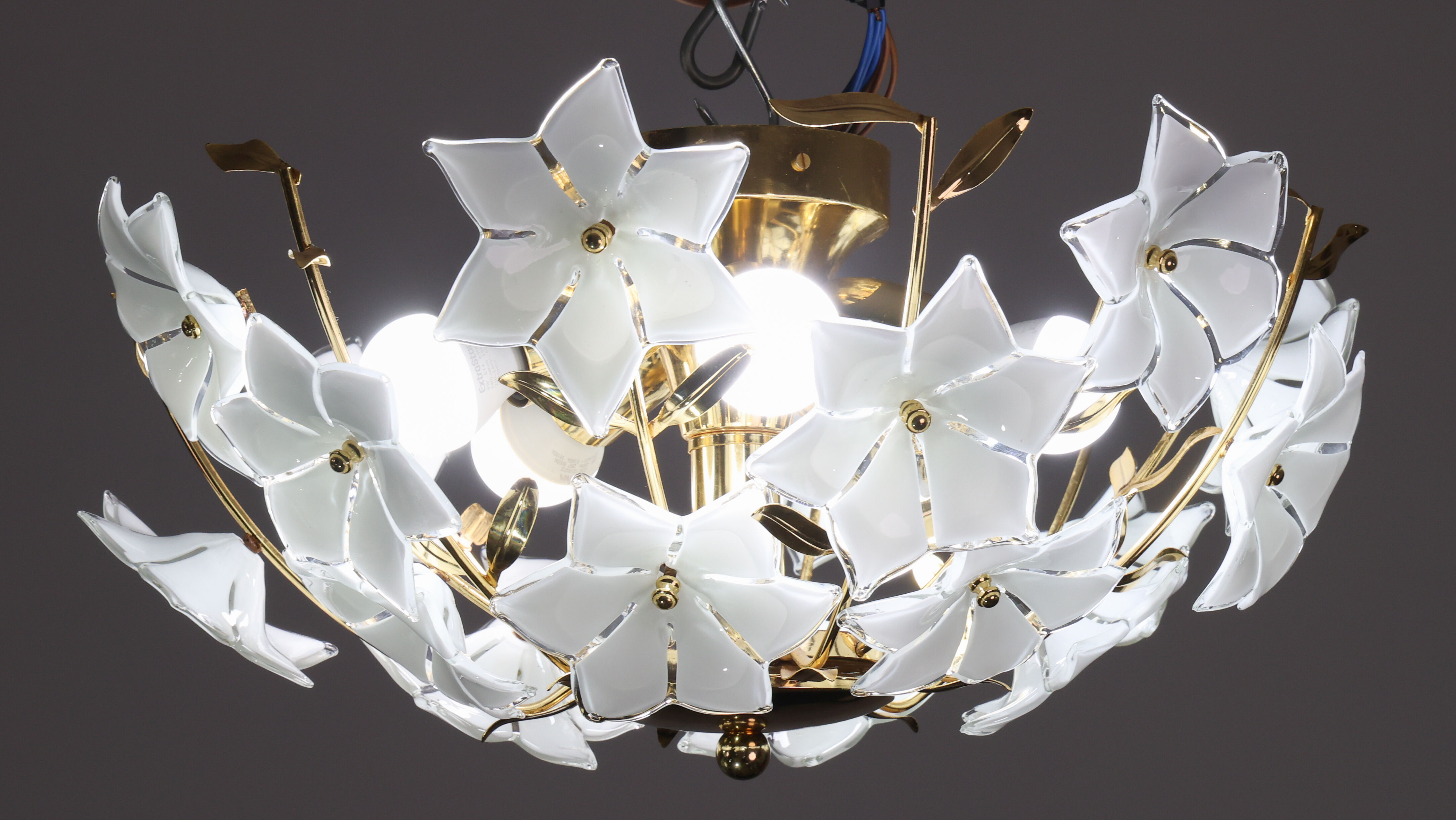 Grace Kelly, Delicious Murano Ceiling Light White Flowers, 1980