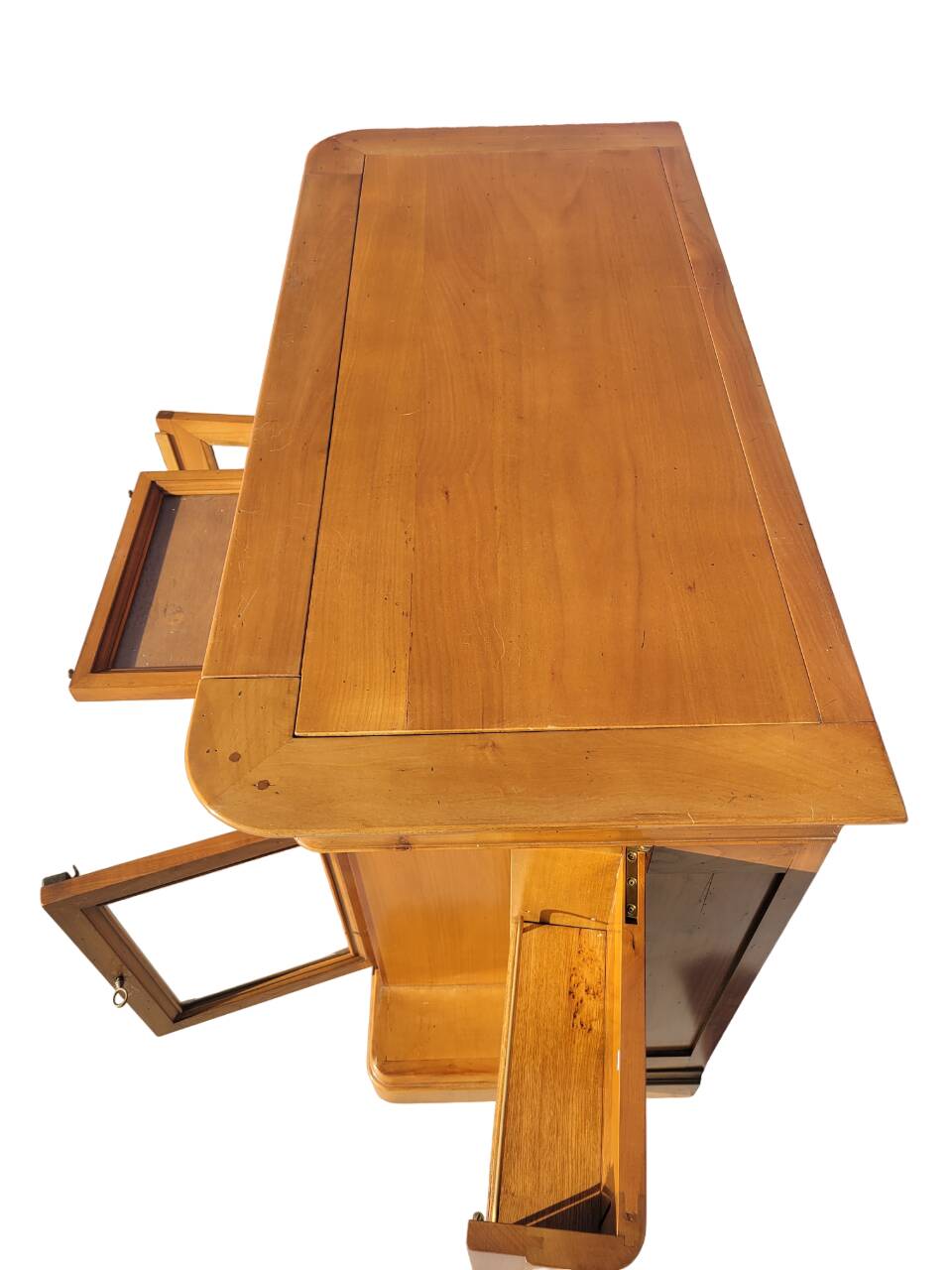 Bar / cocktail furniture