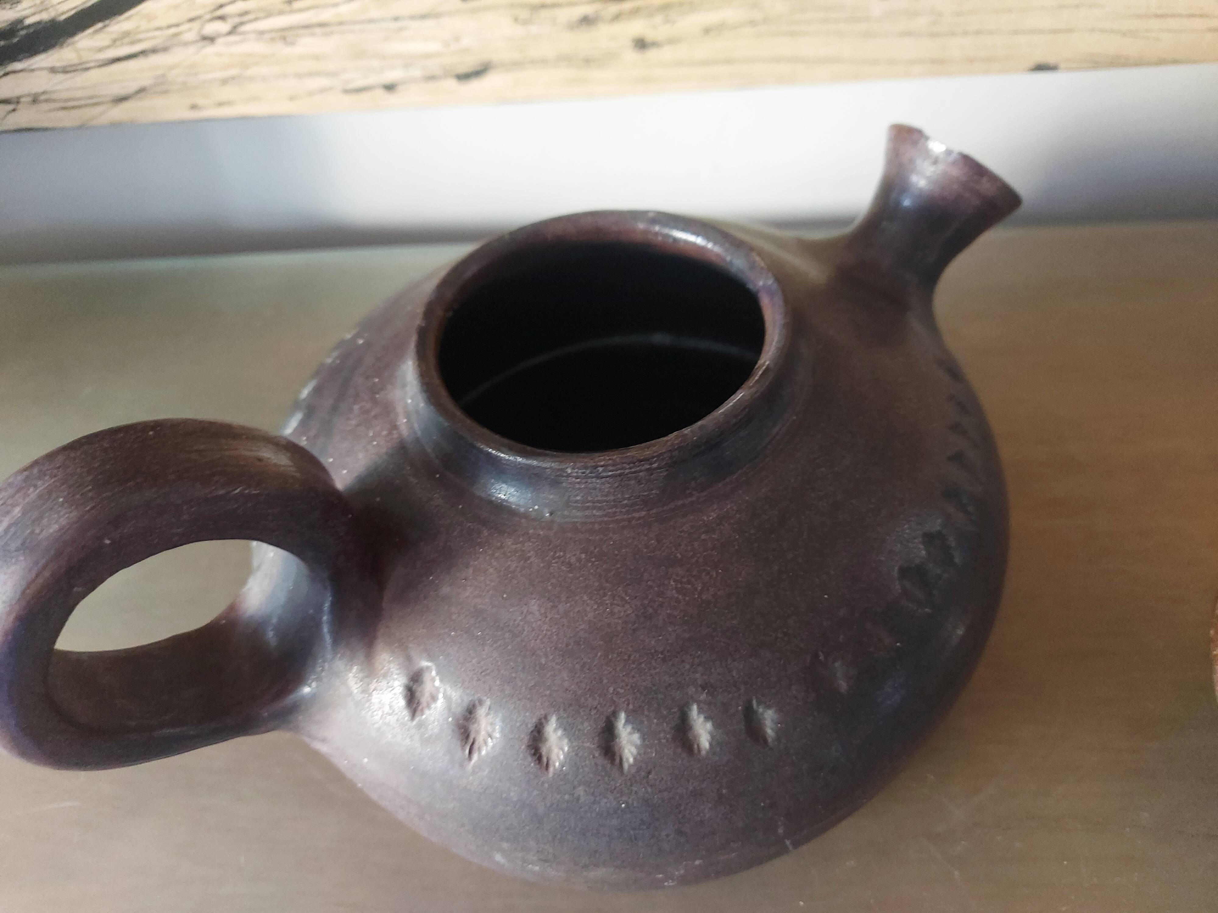 THEIERE IN CERAMICS THE CYCLADES , ROLAND ZOBEL