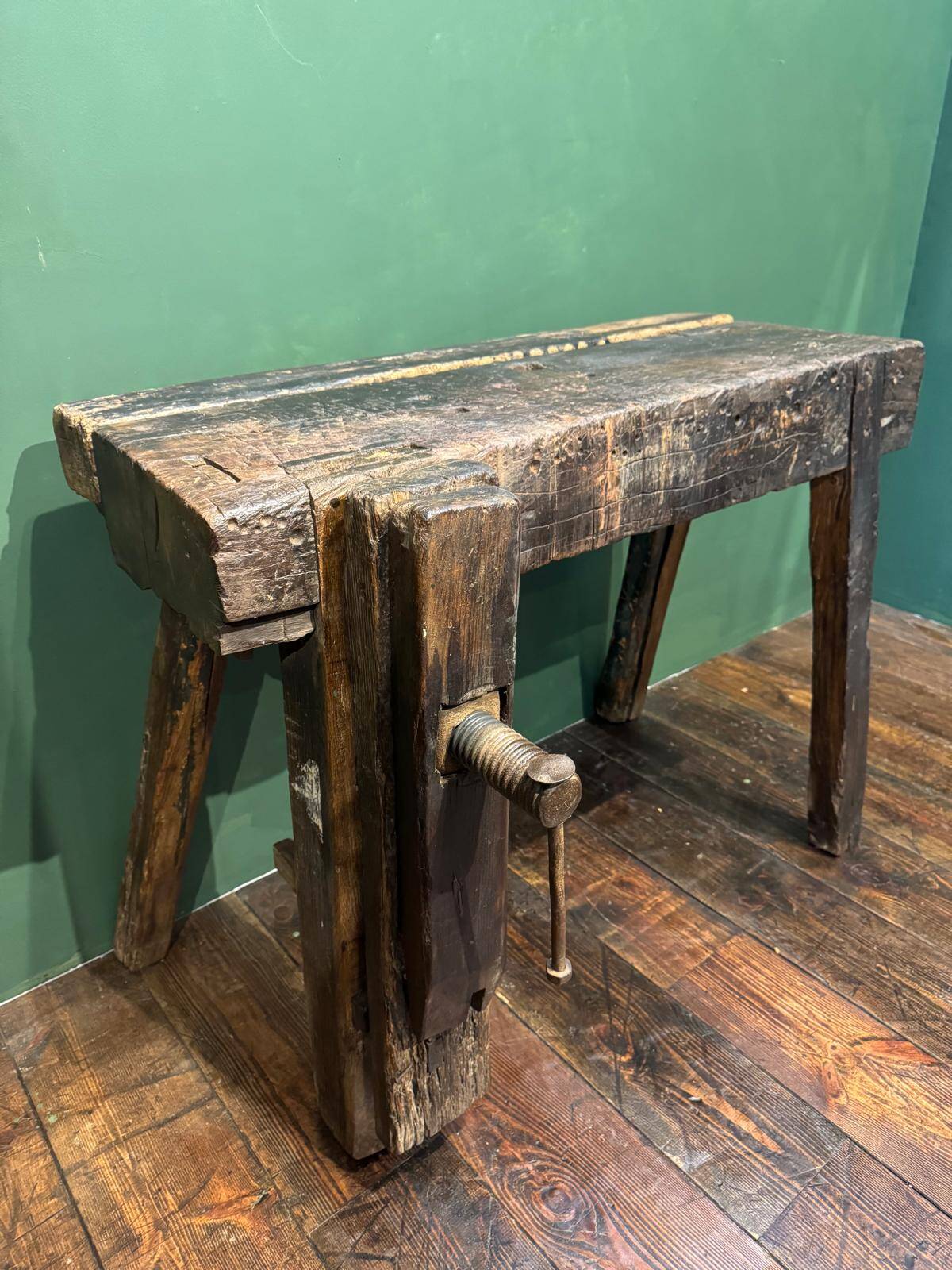 Old small workbench