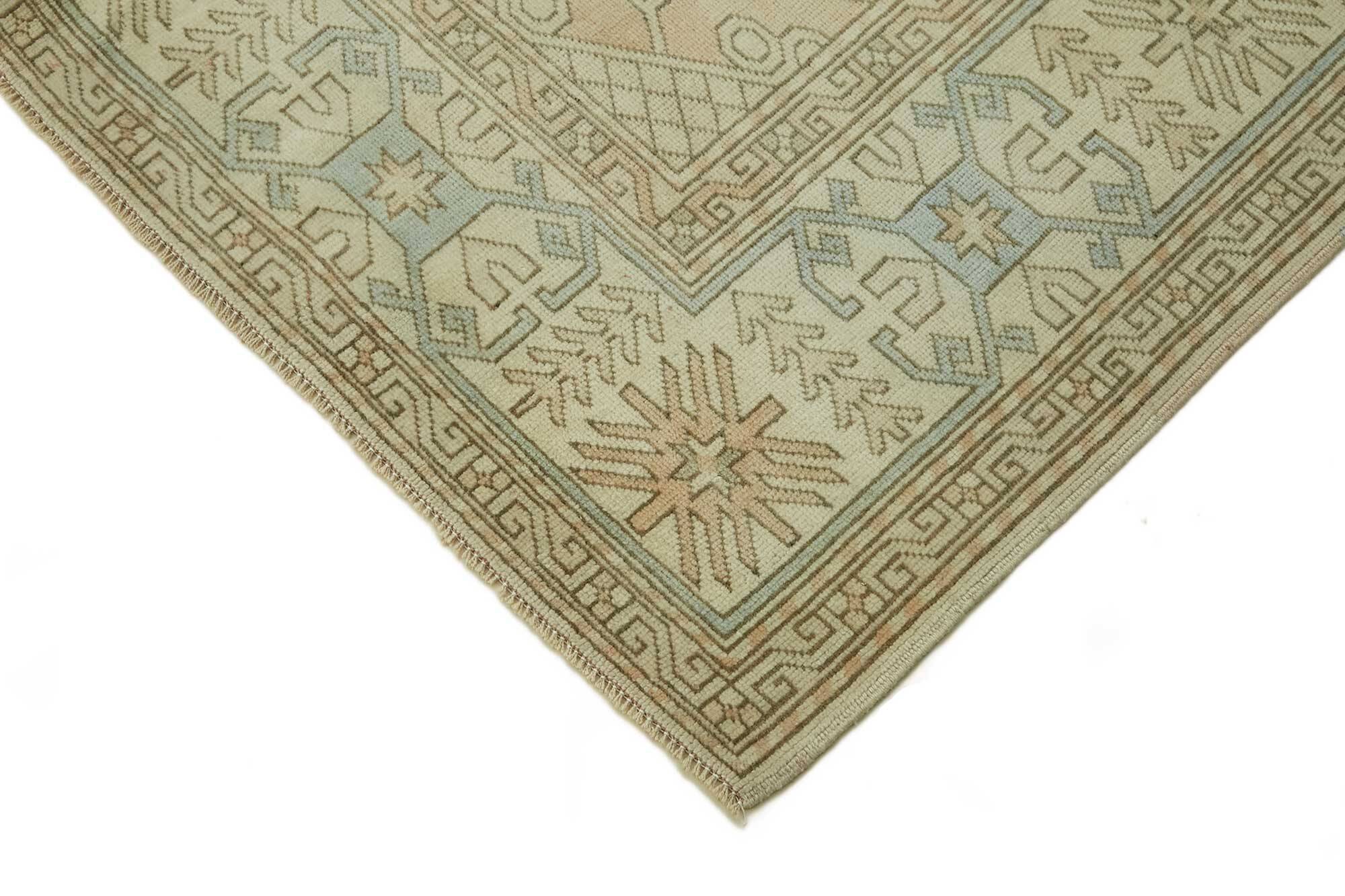 Turkish Vintage Anatolian Rug 162 cm x 236 cm