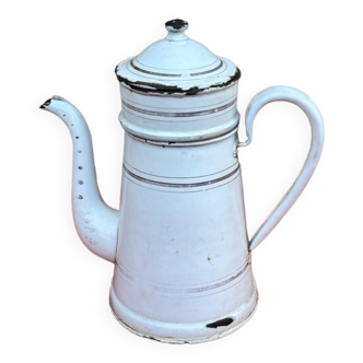 Enameled coffee pot