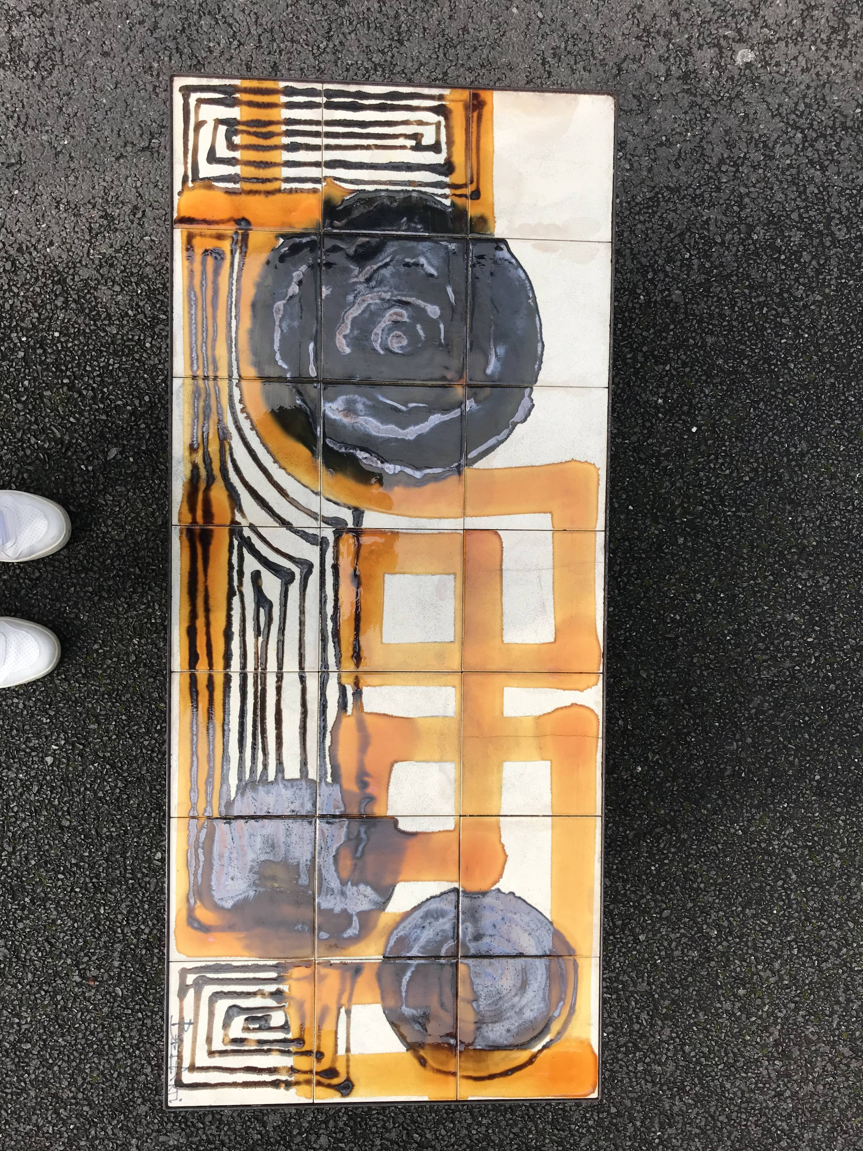 Belarti coffee table