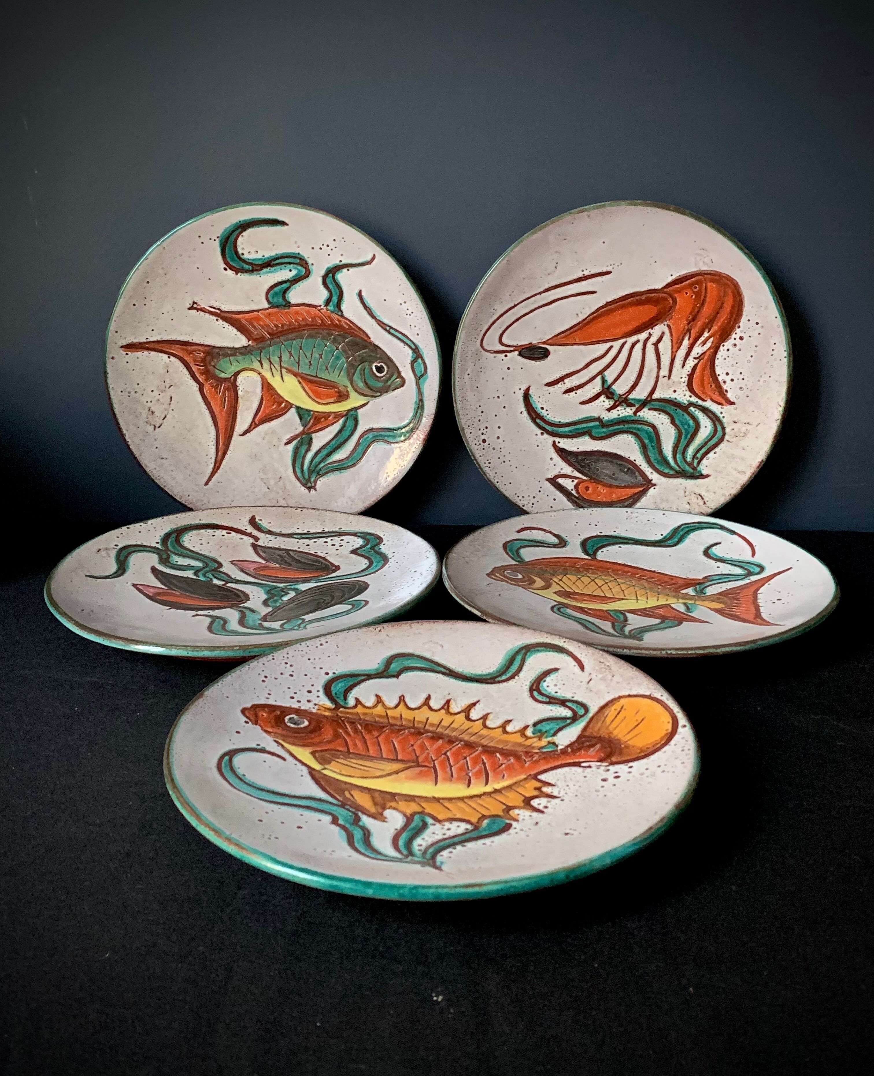 5 assiettes plates Vallauris