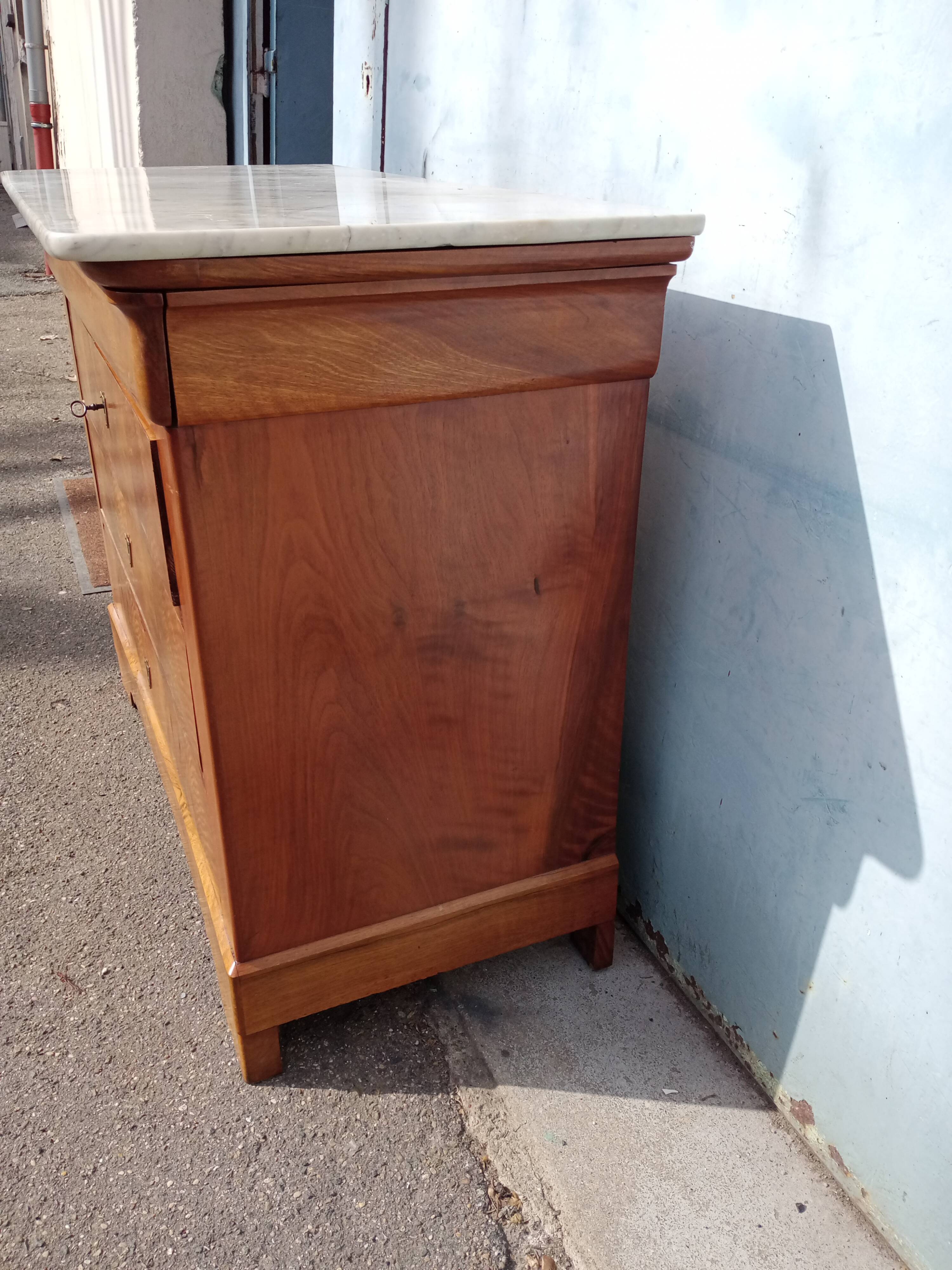 19th Louis Philippe veneer dresser