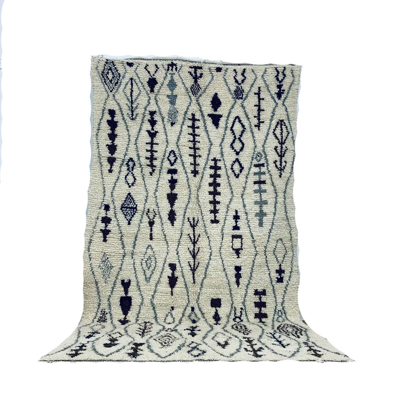 Handmade Moroccan Berber rug 254 X 144 CM