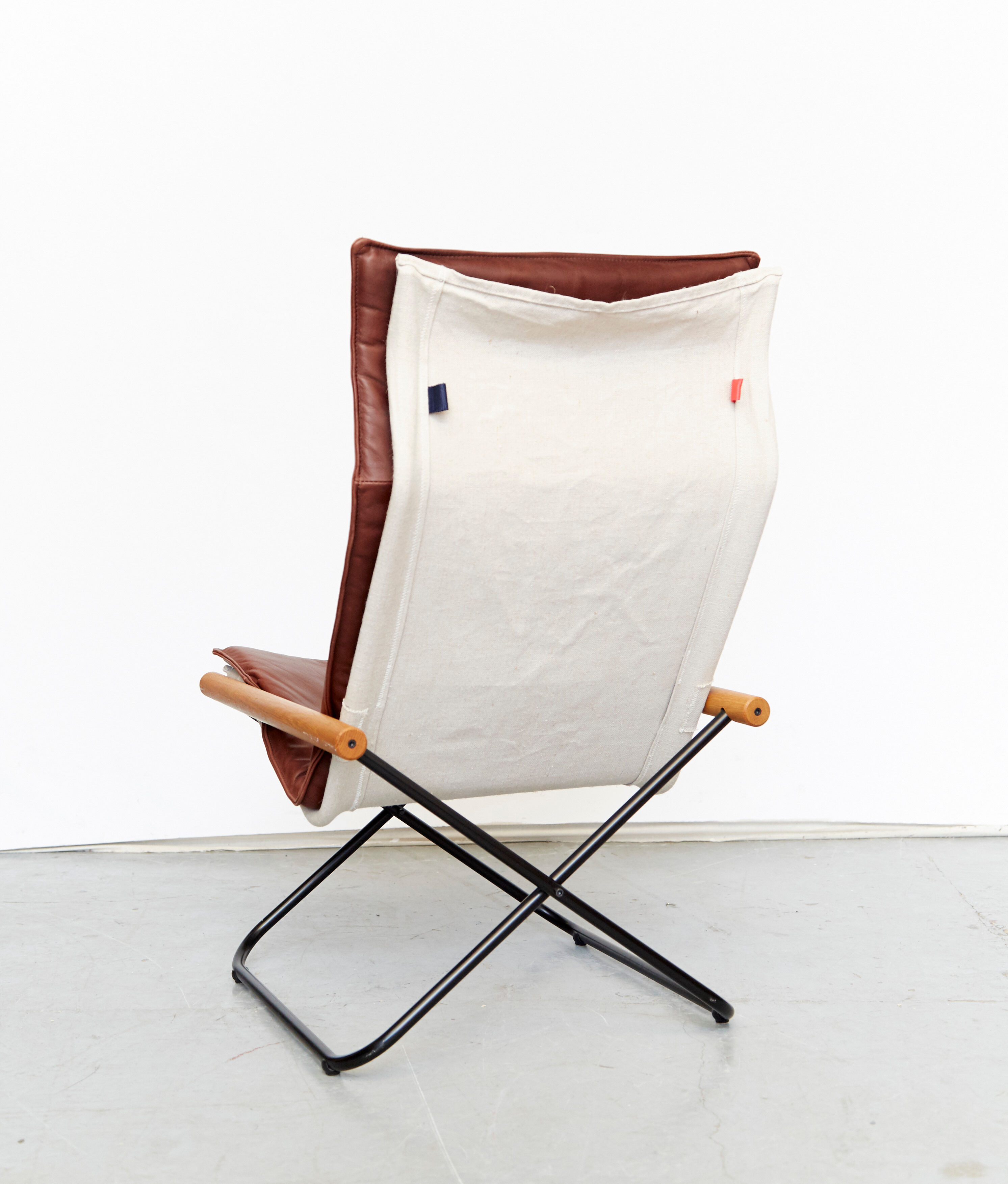 Takeshi Nii folding chair and ottoman "NychairX", 1970