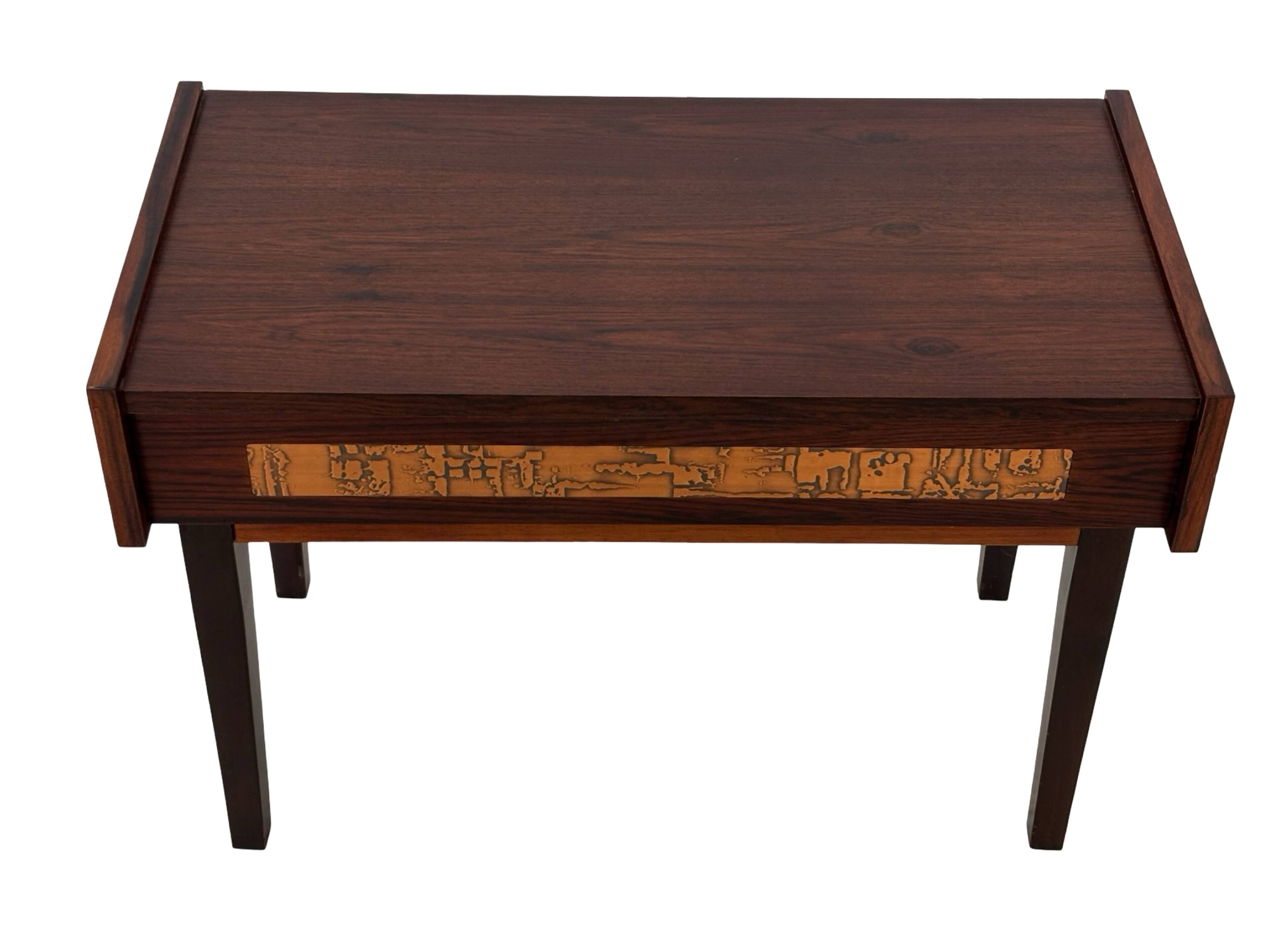 Commode vintage danoise en palissandre et laiton