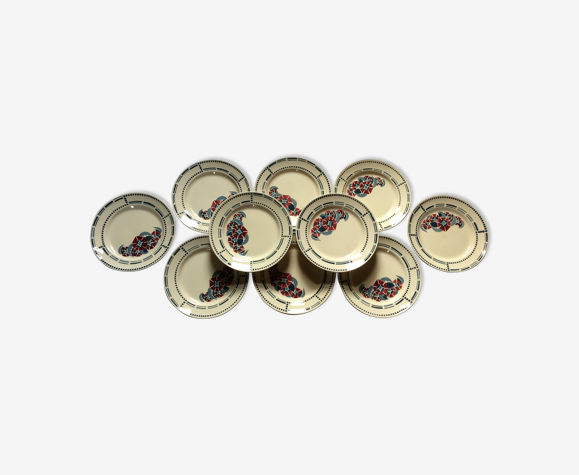Série de 10 assiettes plates anciennes Terre de Fer