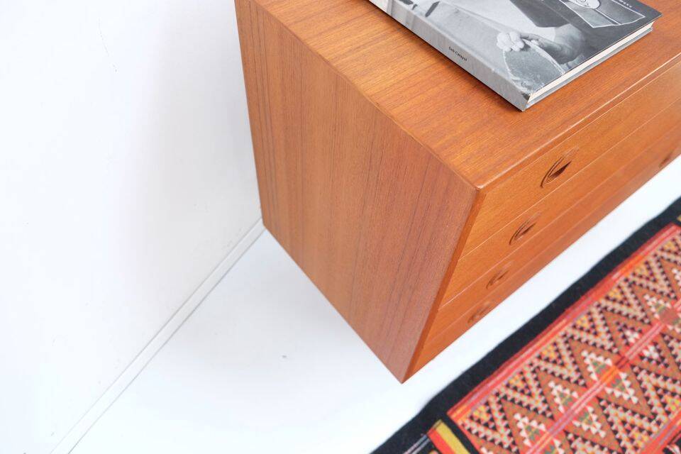 Commode vintage rétro années 60-70 HG Møbler en teck, style années 60-70.