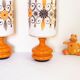 Paire de lampe orange brodées