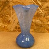 Ancien Vase Verre Soufflé Bleu Moucheté Blanc Col Corolle Vintage