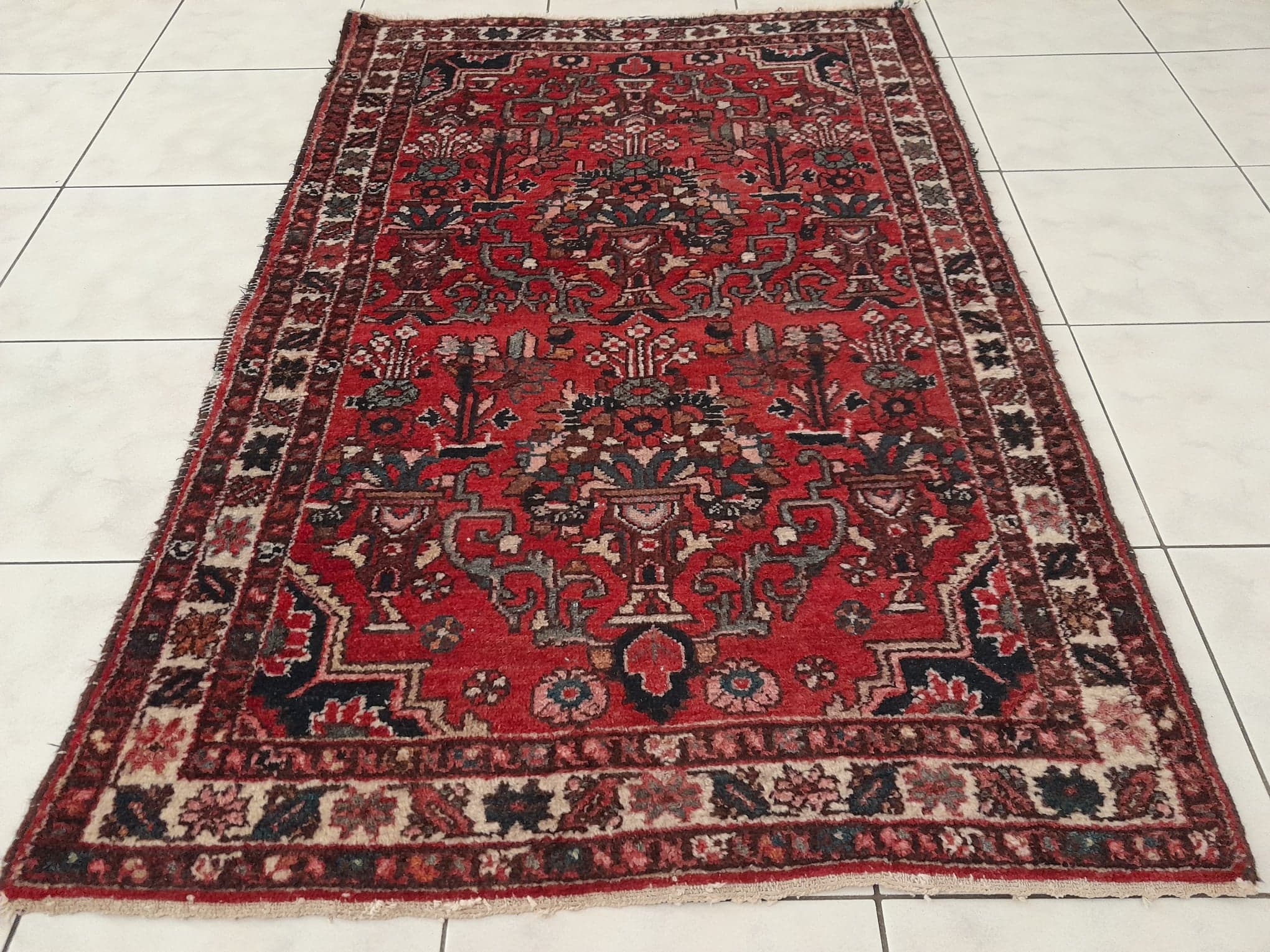 Handmade Persian Sarough rug 149x100cm