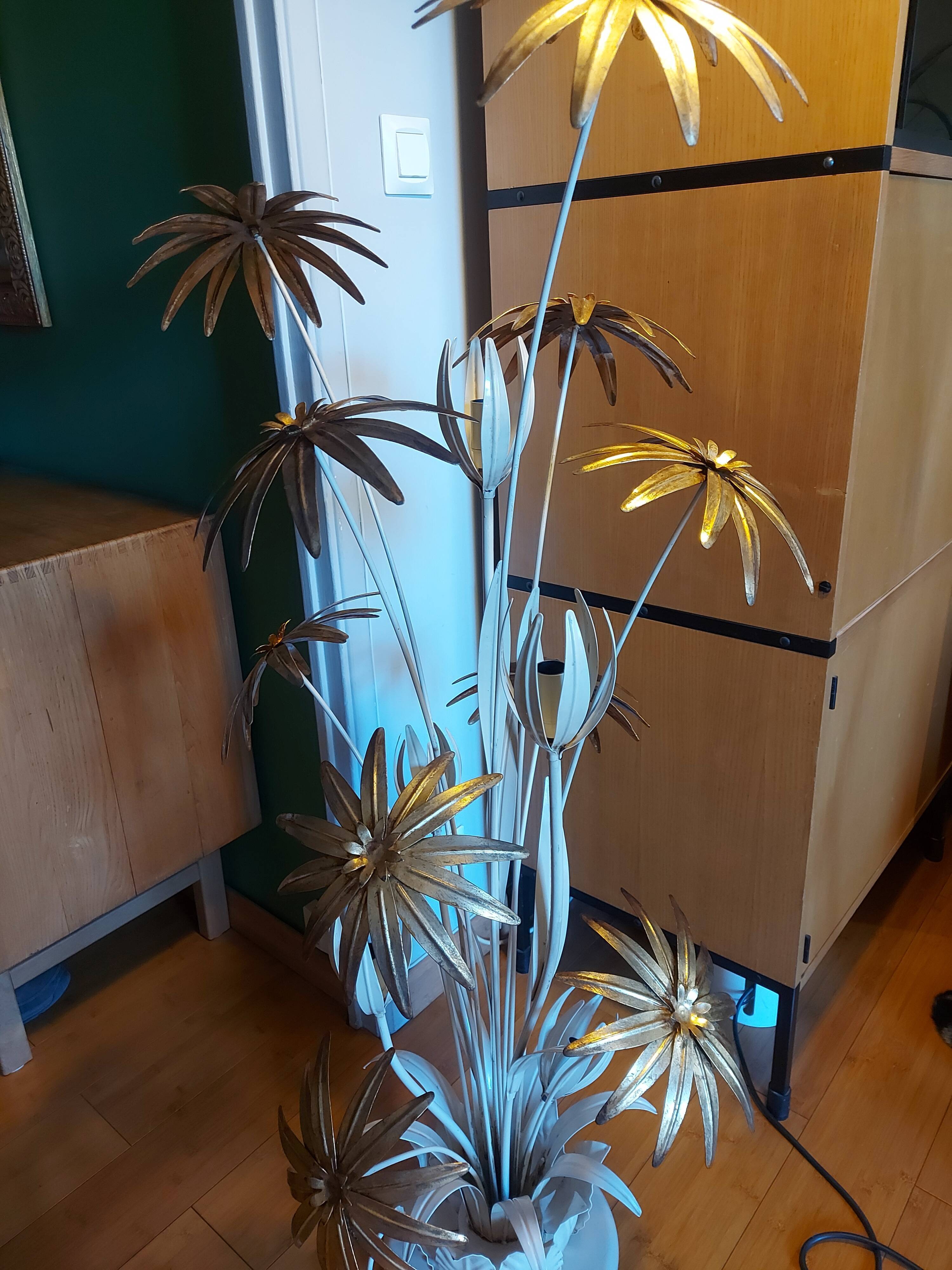 Flower floor lamp design 70'S , Hans Kögl